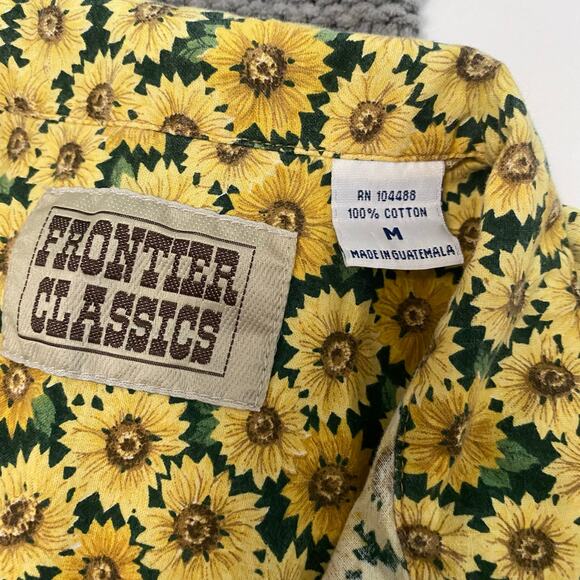 Frontier Classic Floral Print Western Top Womens Size Medium Cowgirl Yellowstone - Picture 5 of 8